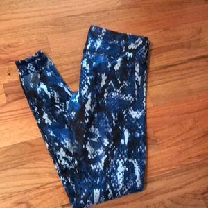 Alo python print leggings size small